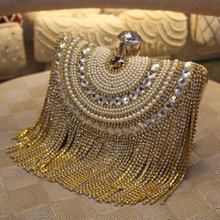 Pochette Achernar Pervenche Paris – strass et franges à chaîne