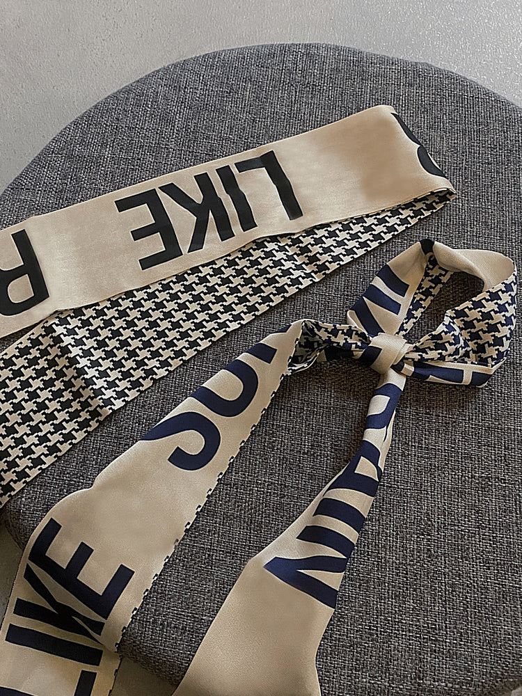 Foulard Castor Pervenche Paris – pied-de-poule – photo 2