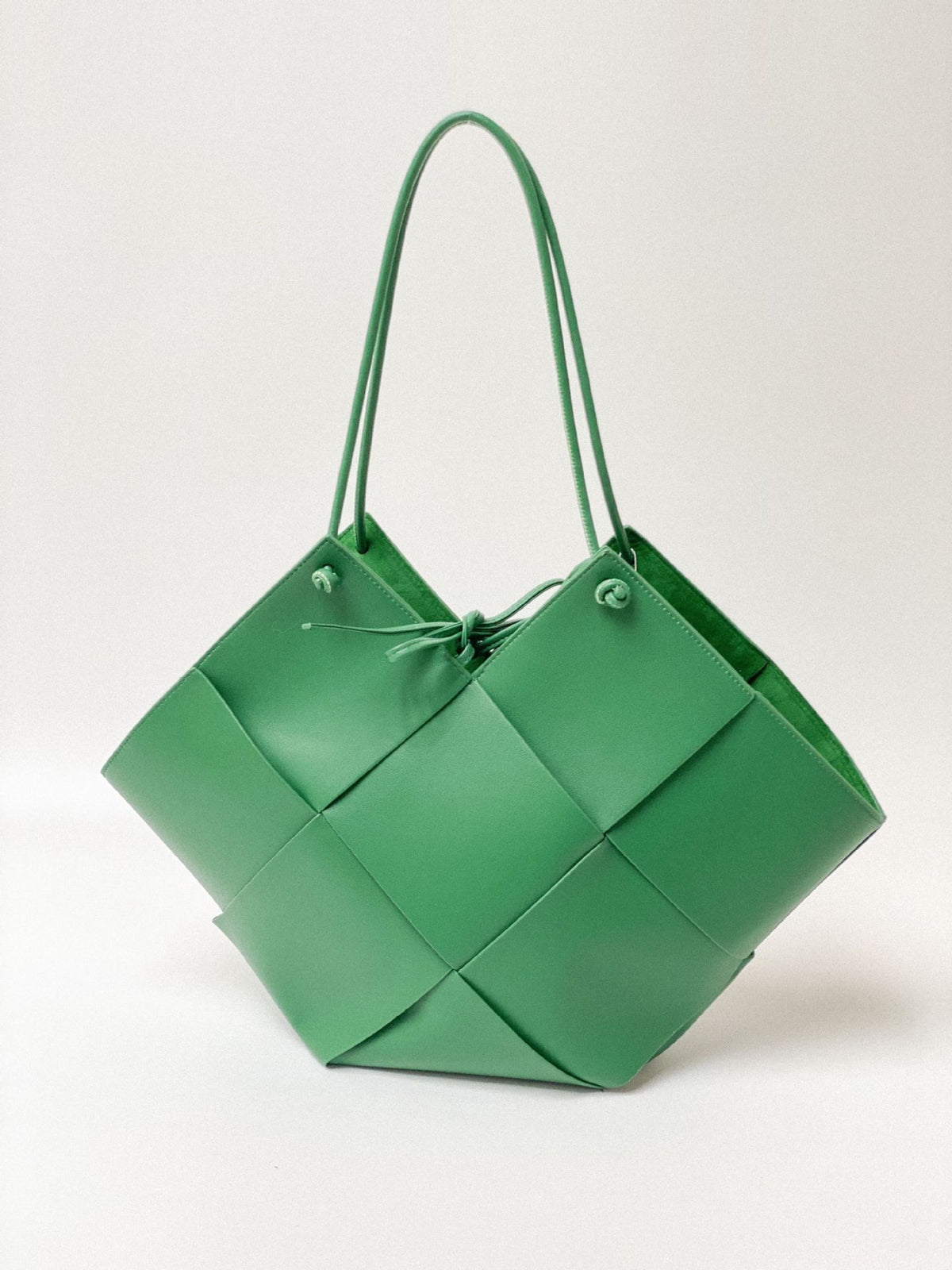 Sac Ambre Pervenche Paris – seau tressé, cuir véritable – photo 9