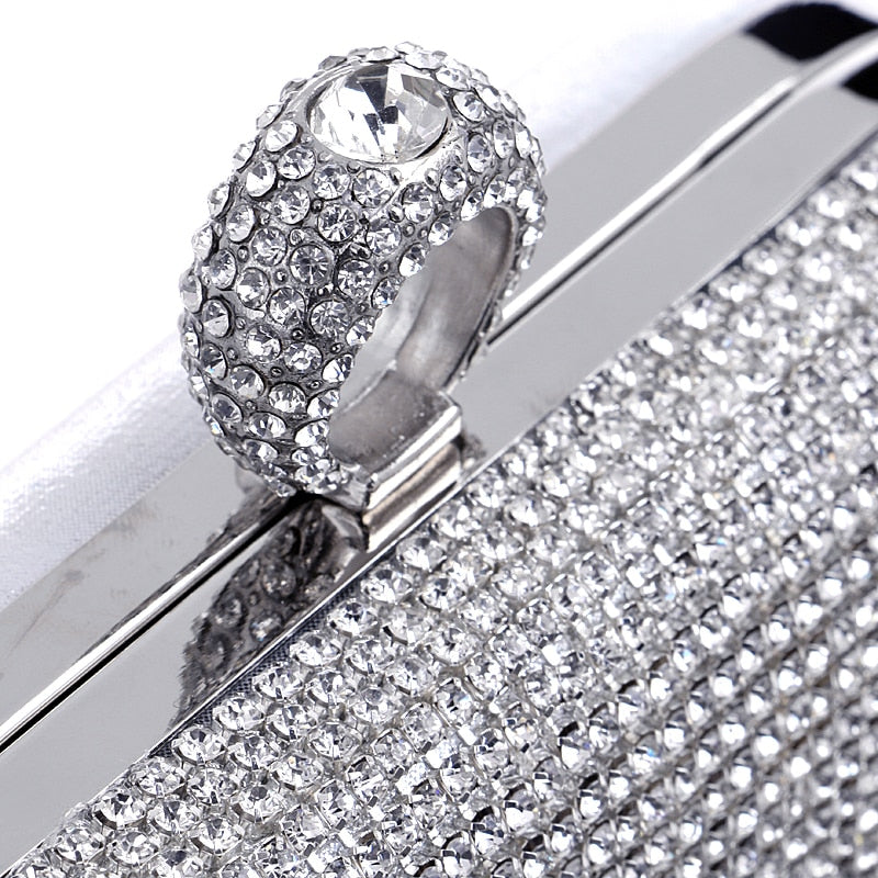 Pochette Alnilam Pervenche Paris – bague sertie de strass – photo 5