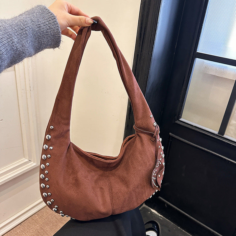 Sac Améthyste Pervenche Paris – porté épaule velours – photo 4